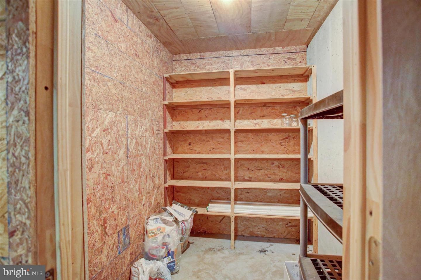 89 Stony Lane photo 36
