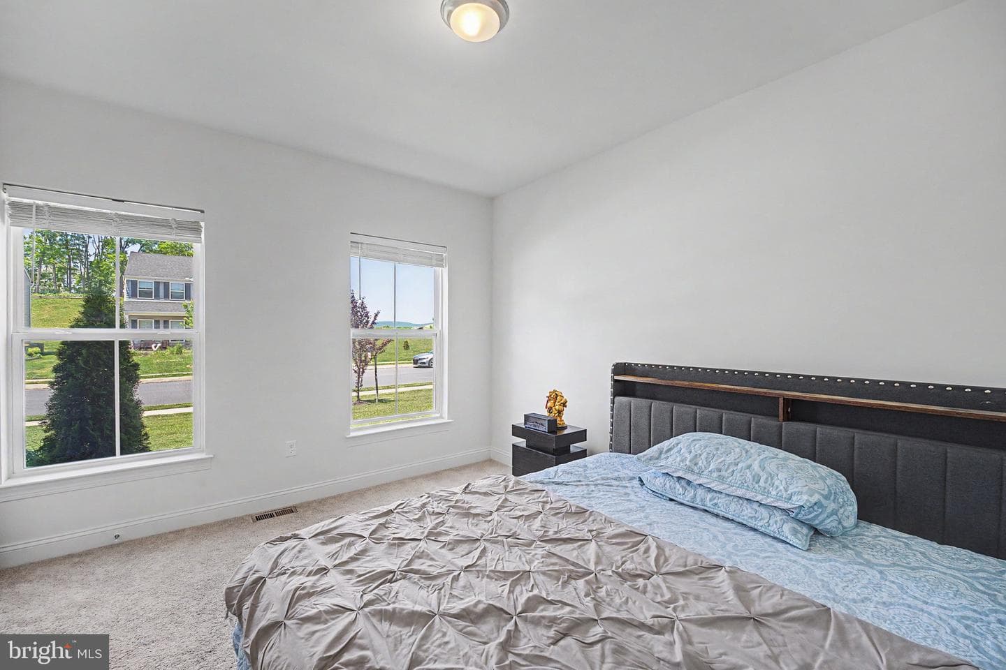 534 Emerald Way photo 13