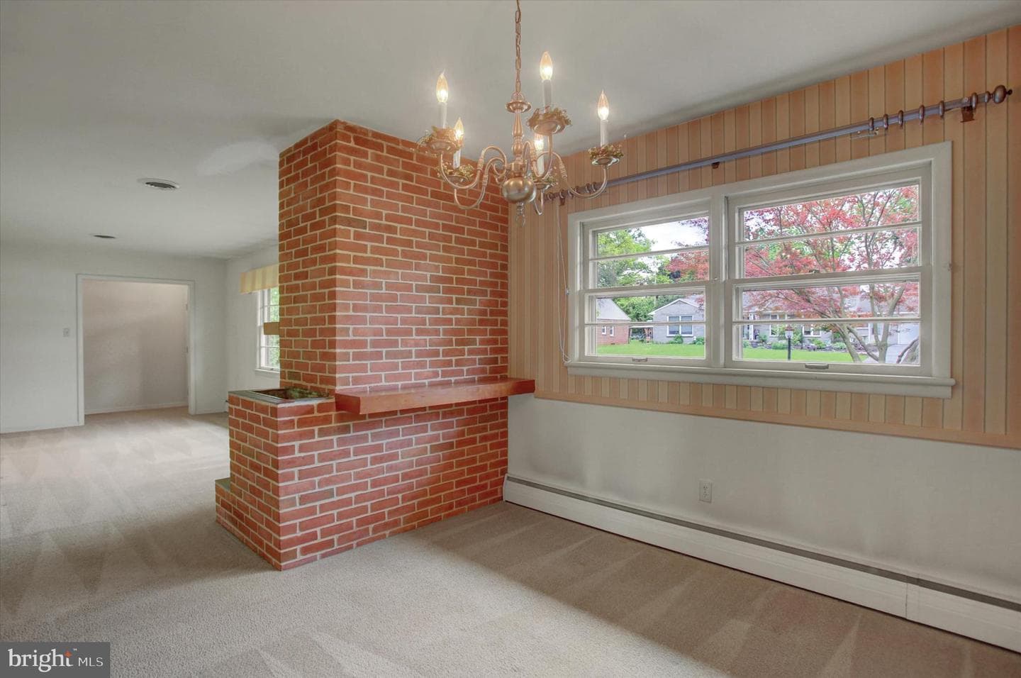 621 Charles Street photo 11