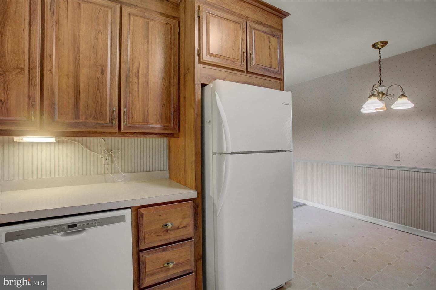 621 Charles Street photo 14