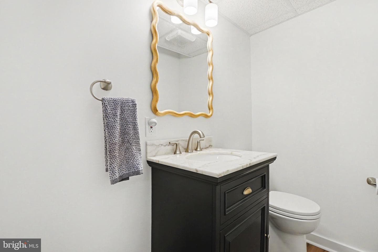 17 Victoria Way photo 32
