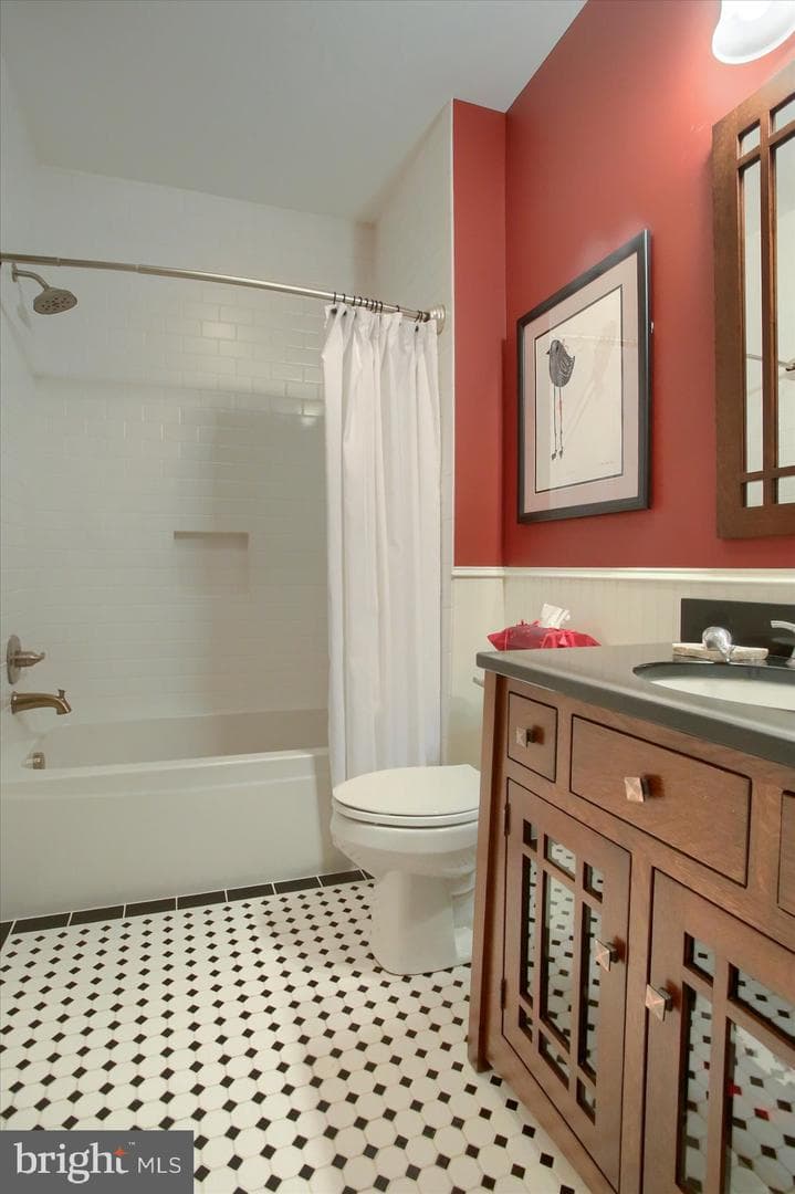 221 Wilson Street photo 14