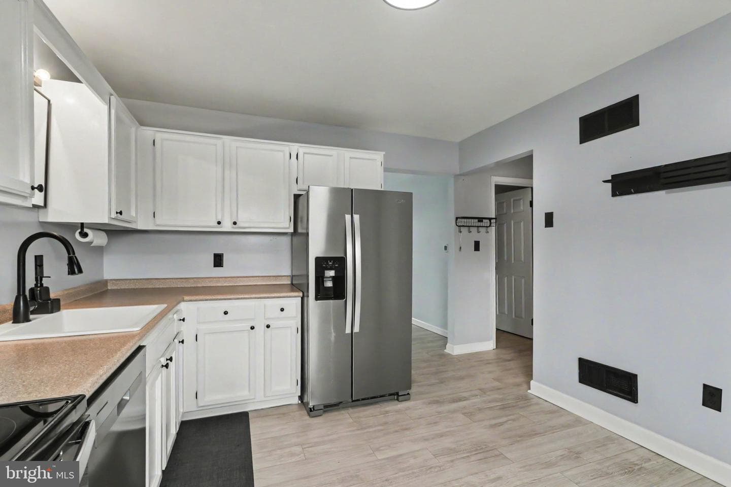 819 Old Silver Spring Road photo 7