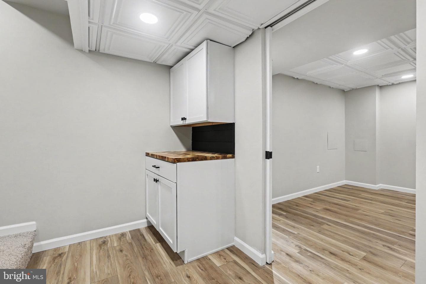 439 Meeting House Spring Road photo 16