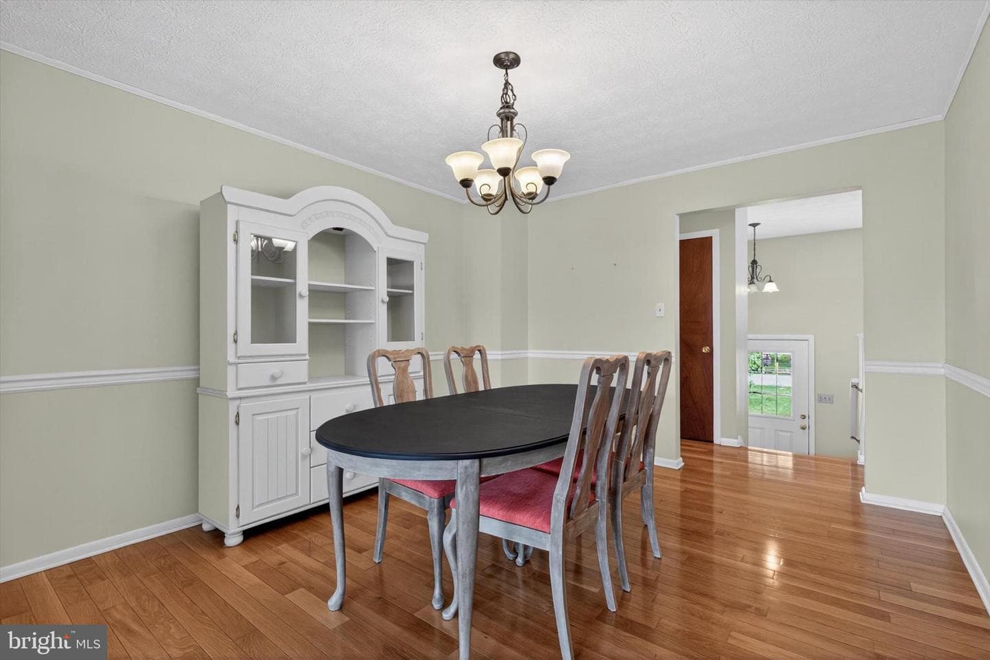 807 Lancelot Avenue photo 10