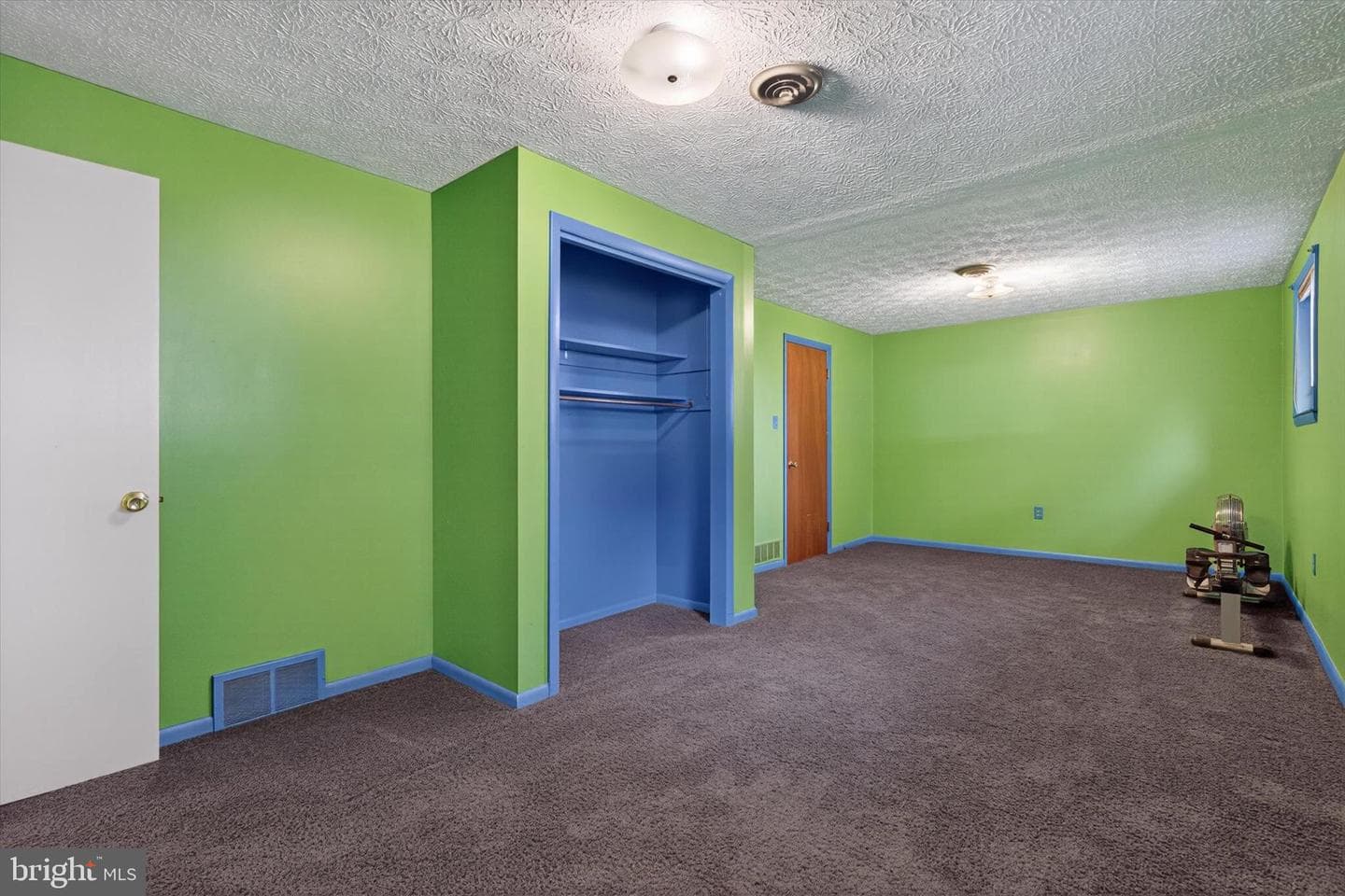 807 Lancelot Avenue photo 29