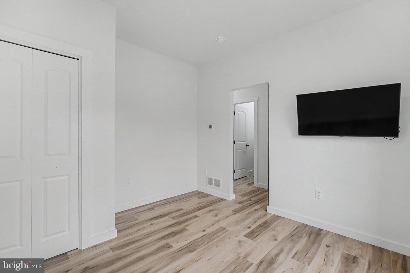 12 Oak Lane photo 9