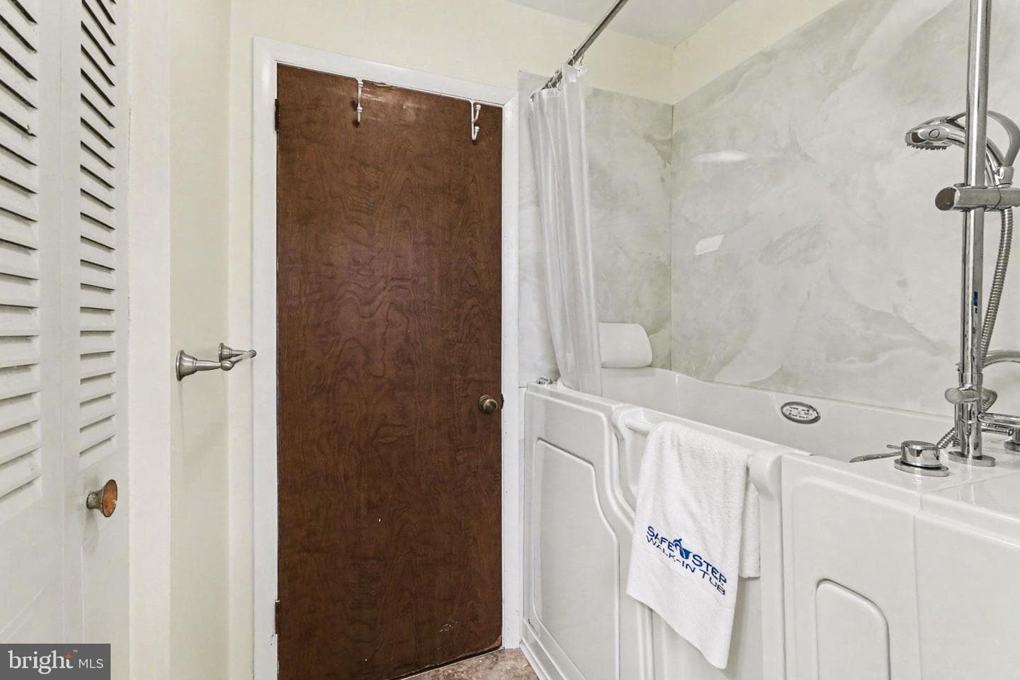1200 Gross Drive photo 16