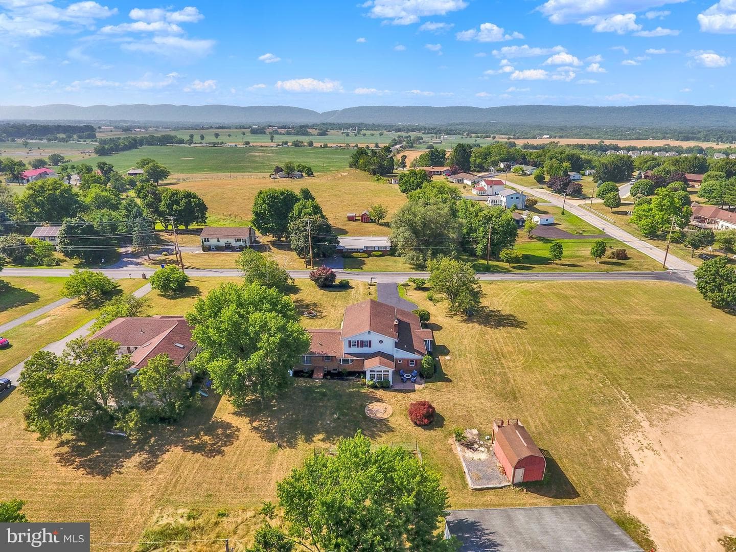 235 Ridge Hill photo 63