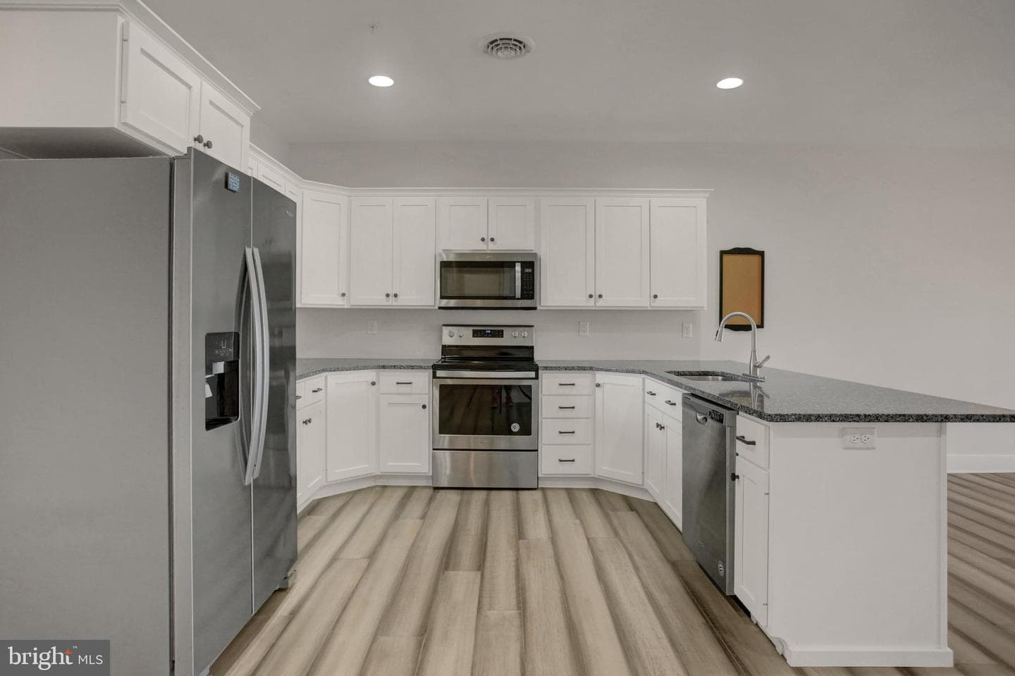 103 Blackbird Ln photo 12