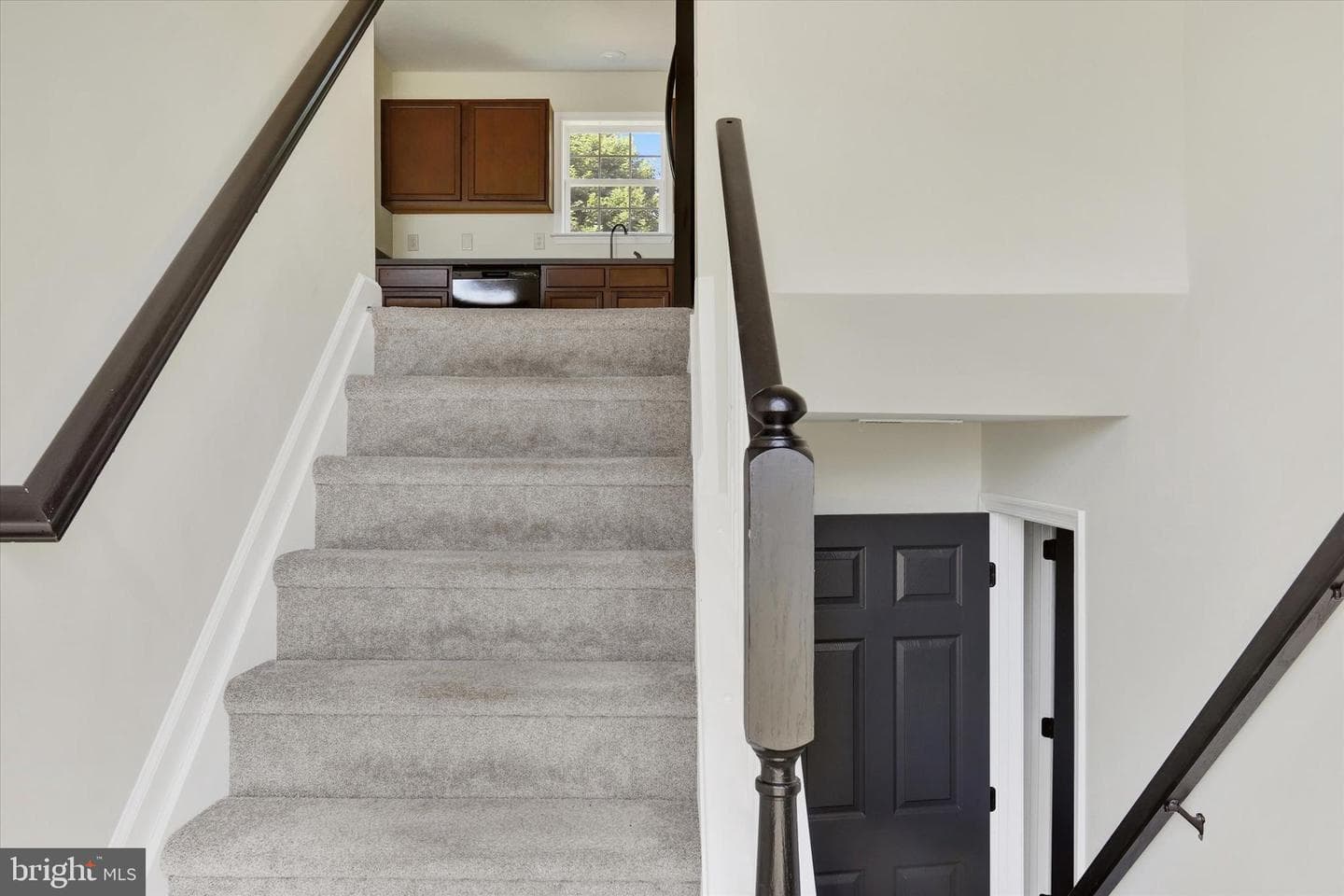 207 Pike Court photo 5