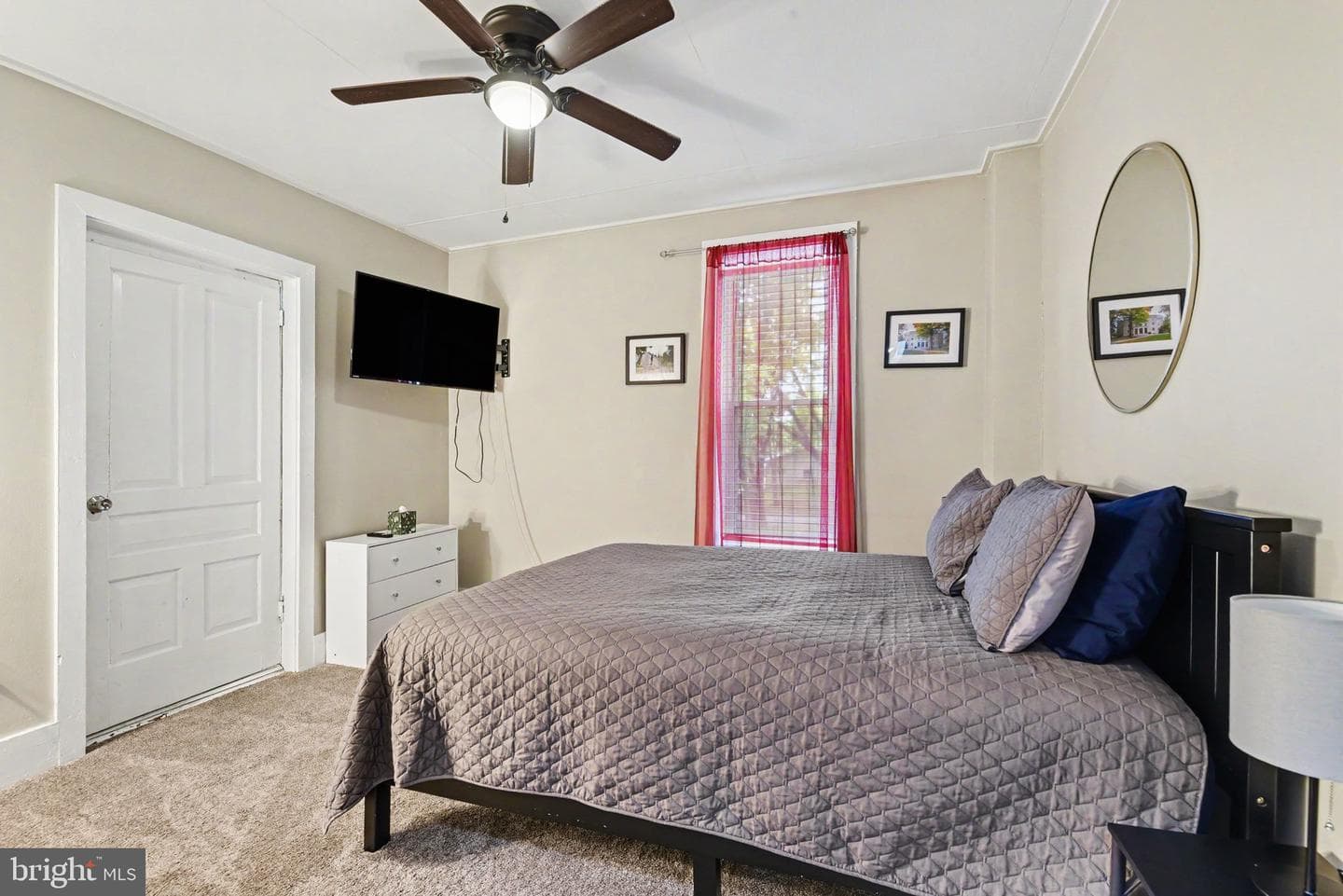 326 N College Street photo 12