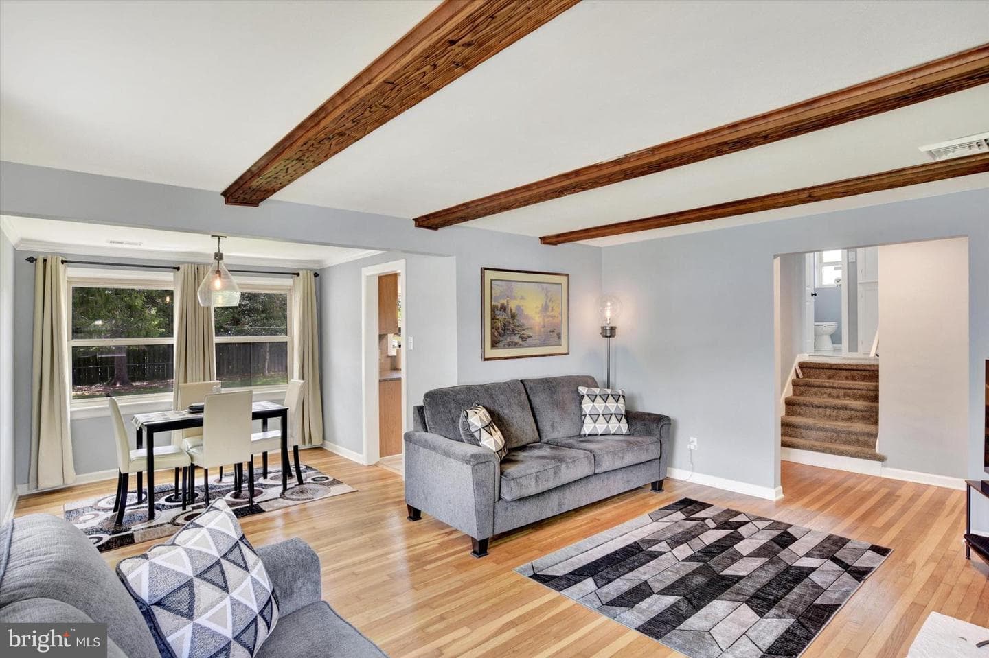640 Walton Street photo 3