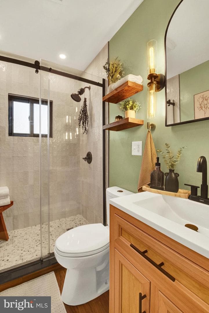313 Charles Road photo 10
