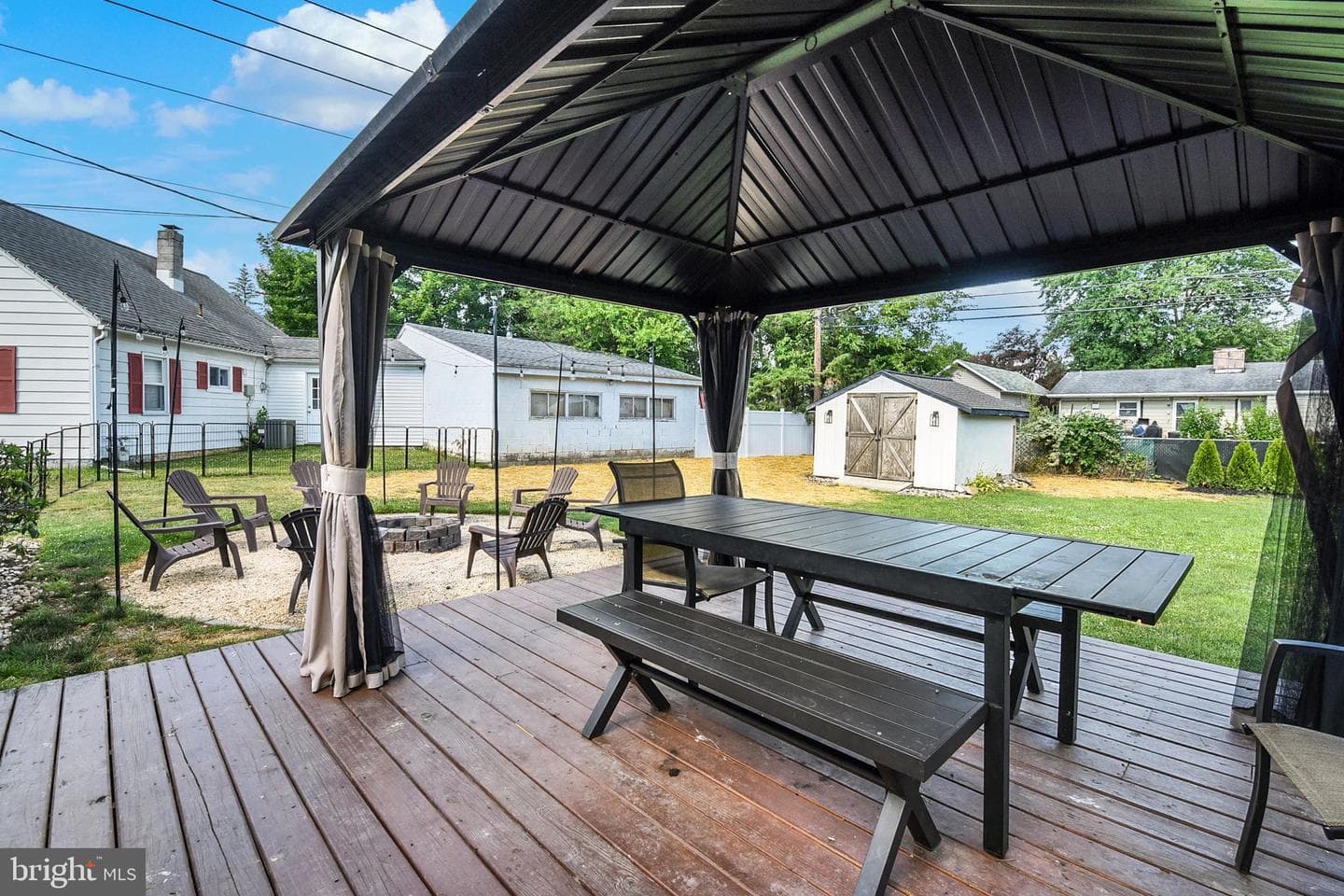 313 Charles Road photo 24