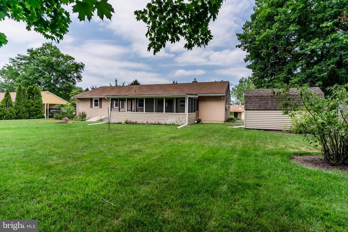 120 Darr Avenue photo 28