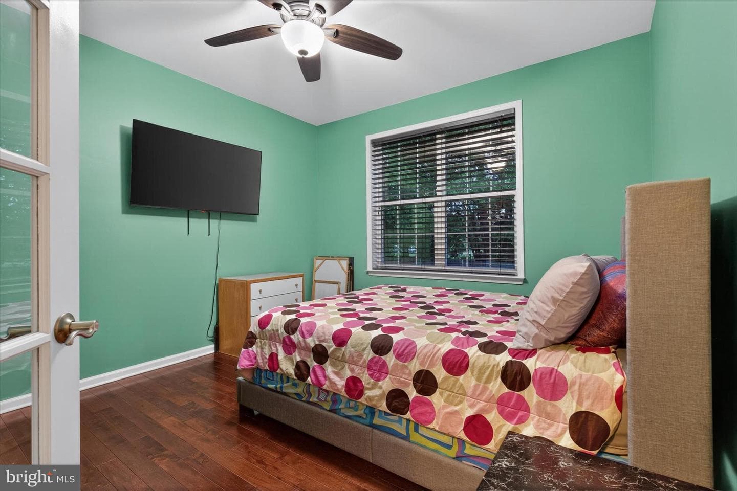 16 Foxwood Boulevard photo 17