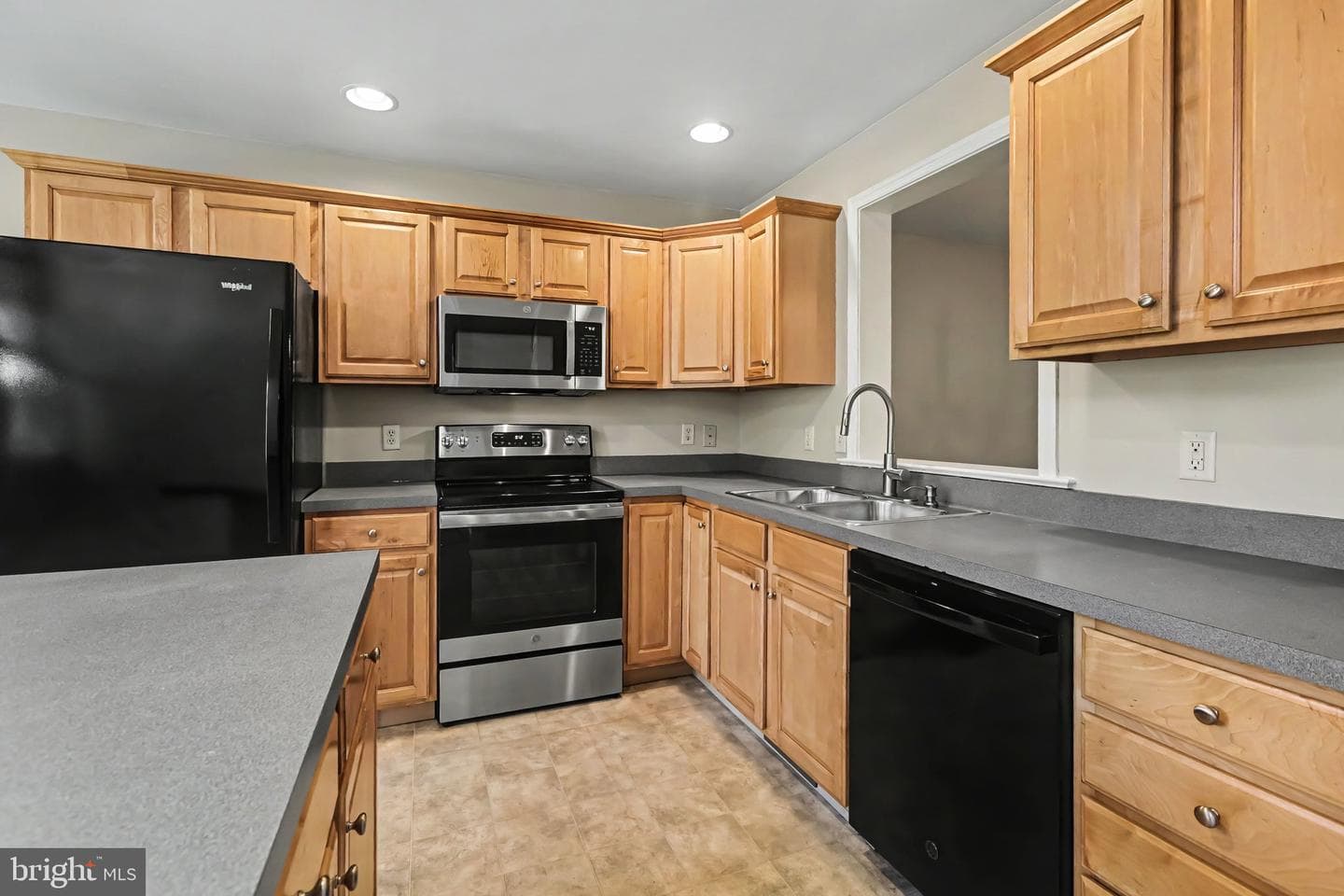1247 Cross Creek Drive photo 6