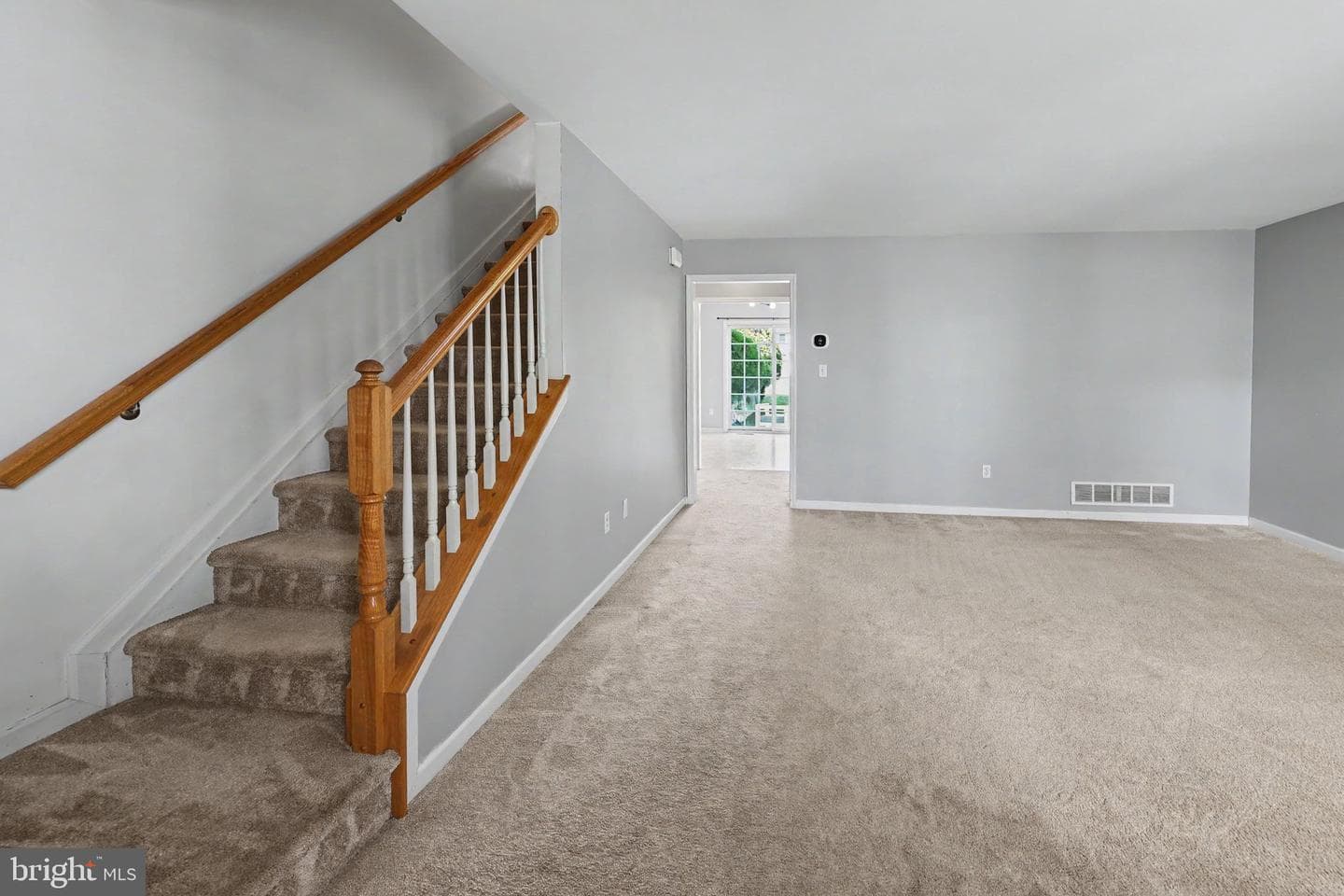 57 Nottingham Drive photo 9