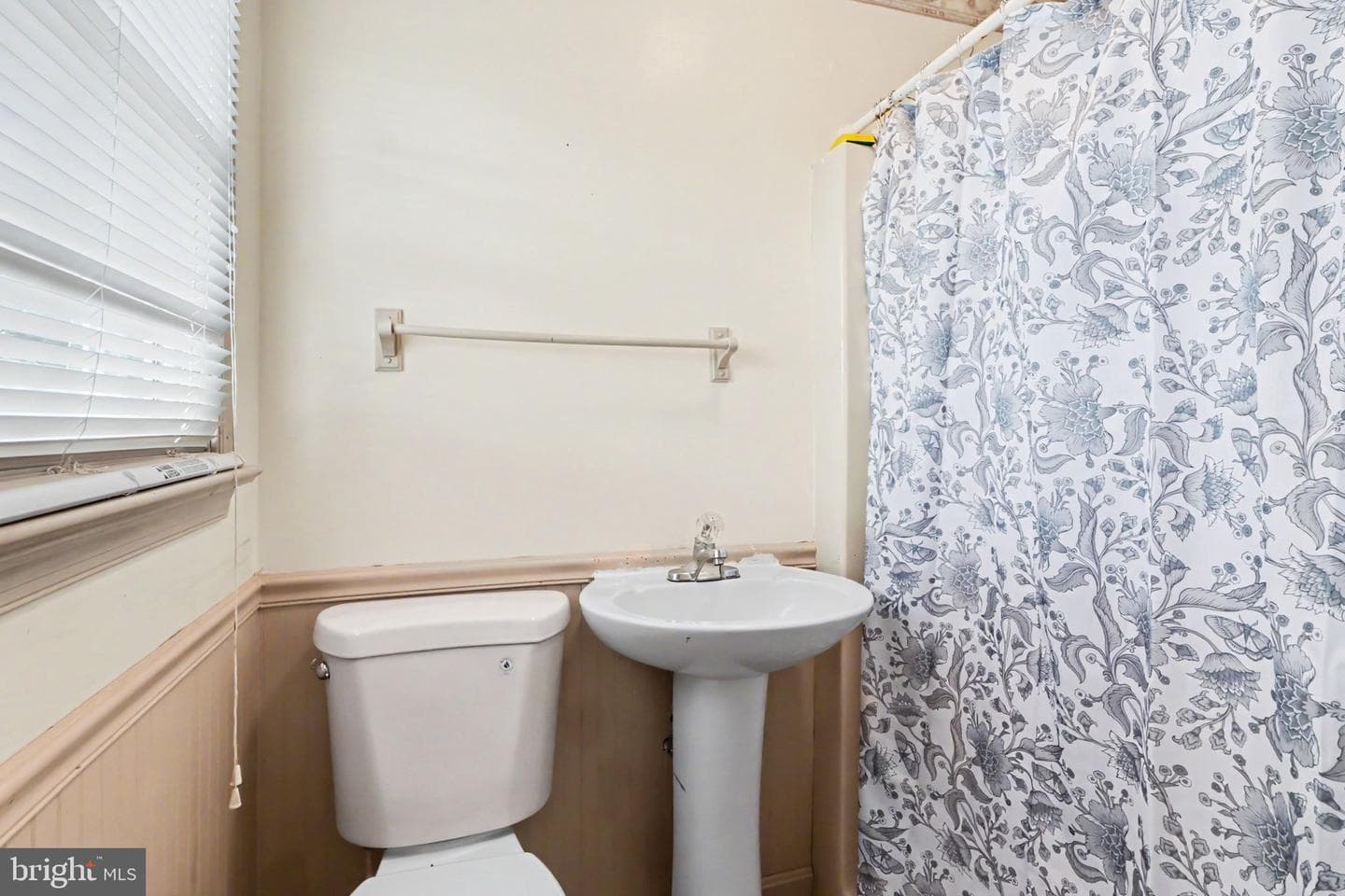 6 Kingswood Drive photo 17