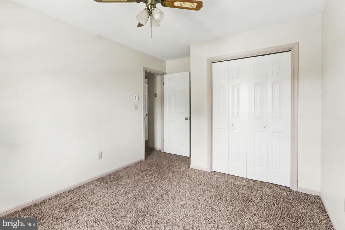 6 Kingswood Drive photo 19