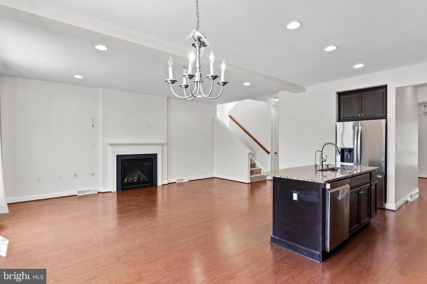 524 Shaw photo 19