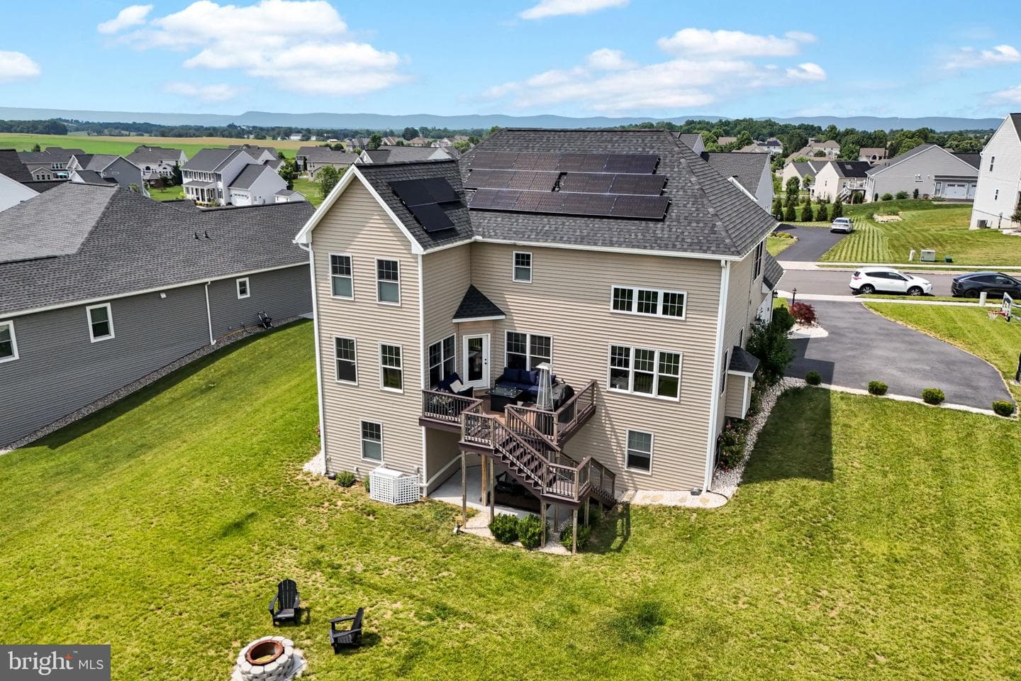 211 Iron Works Way photo 72