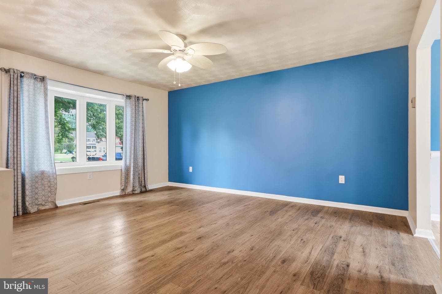 1123 York Road photo 6