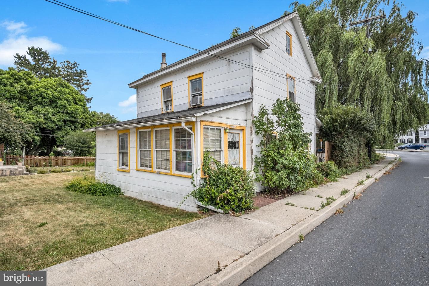 3 S Locust Street photo 5