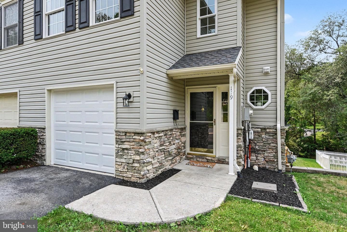 119 Sherman Street photo 3