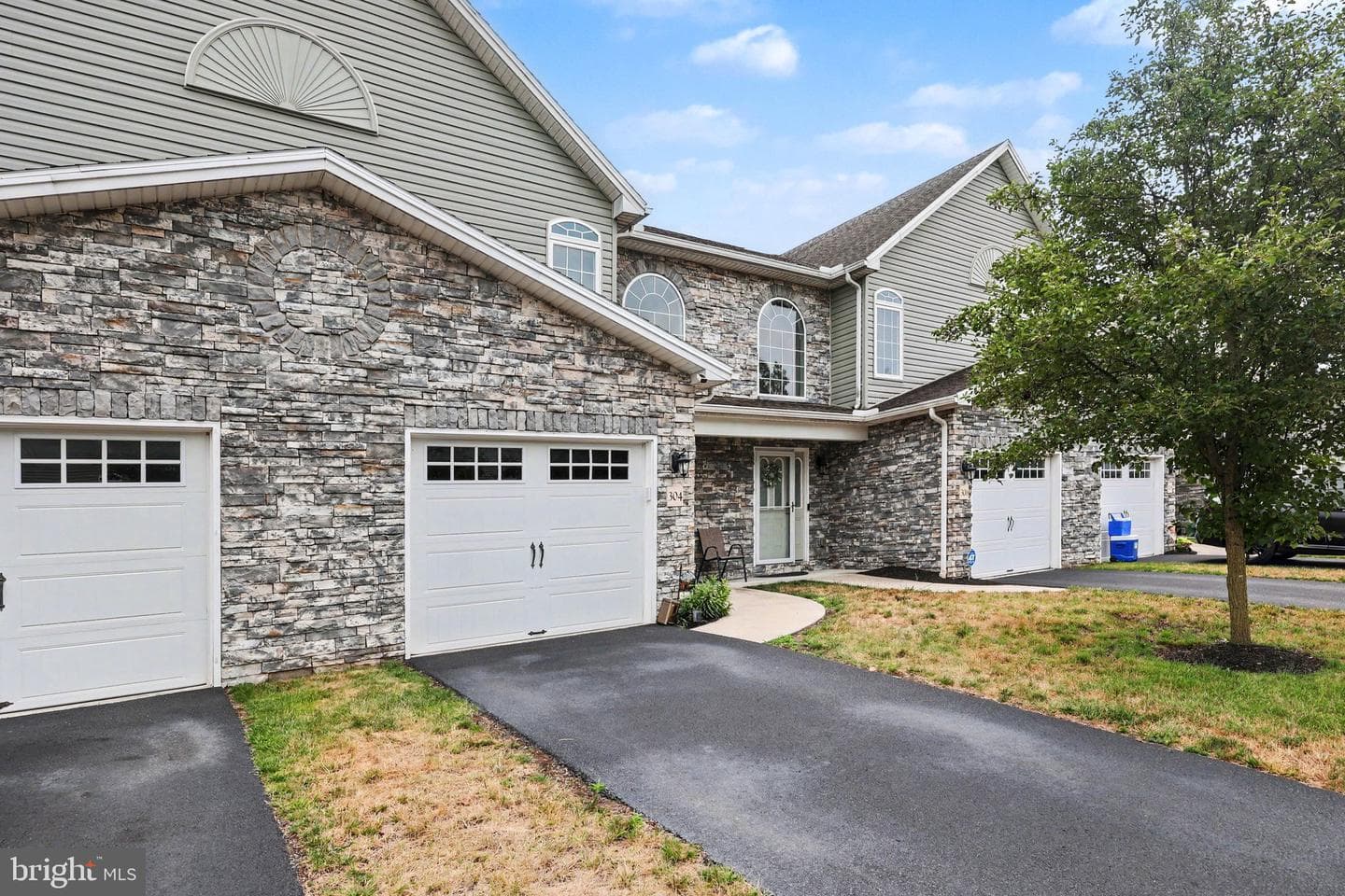 304 Briar Ridge Circle photo 3
