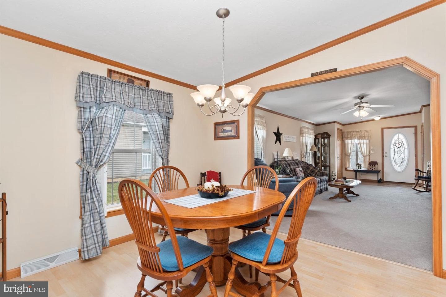 30 Adele Ave photo 10