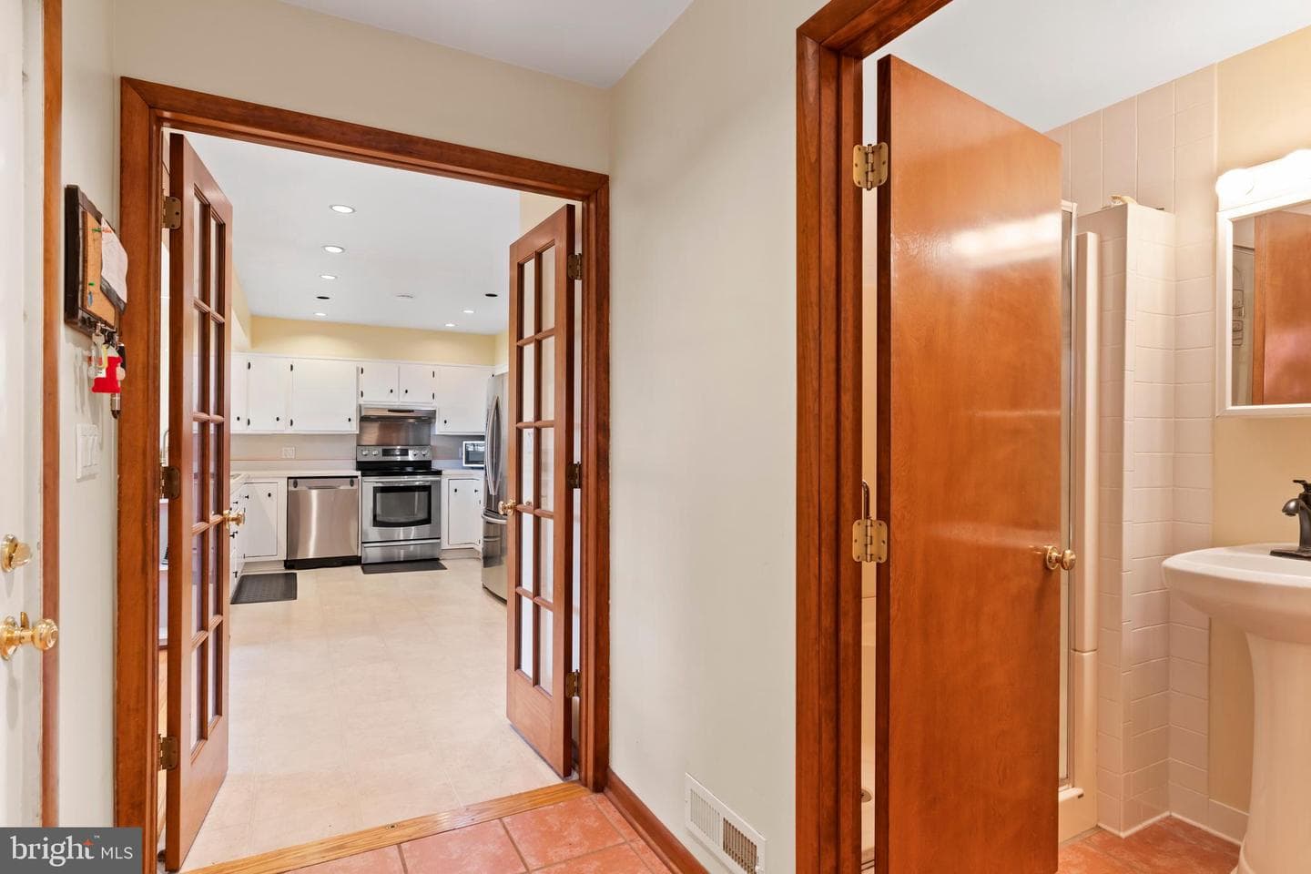 3049 Spring Road photo 18