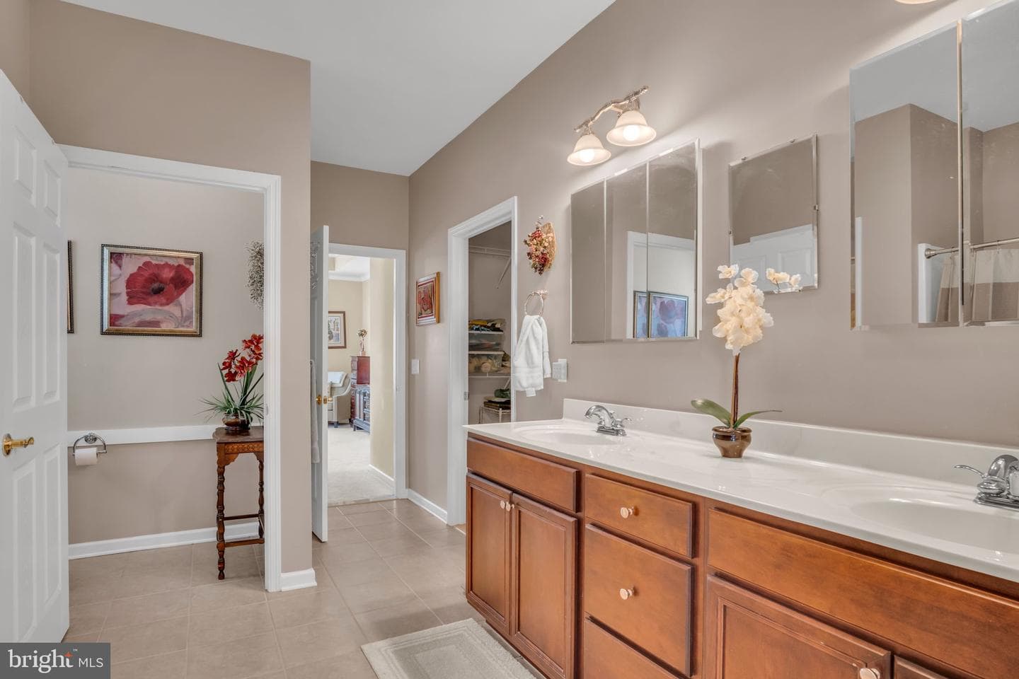 298 Founders Way photo 23