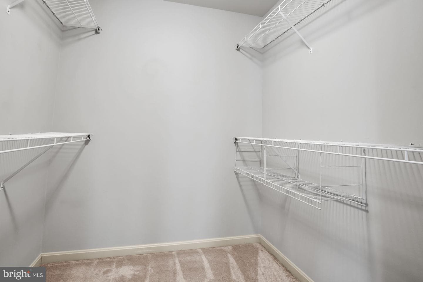 42 Ridge Avenue photo 15