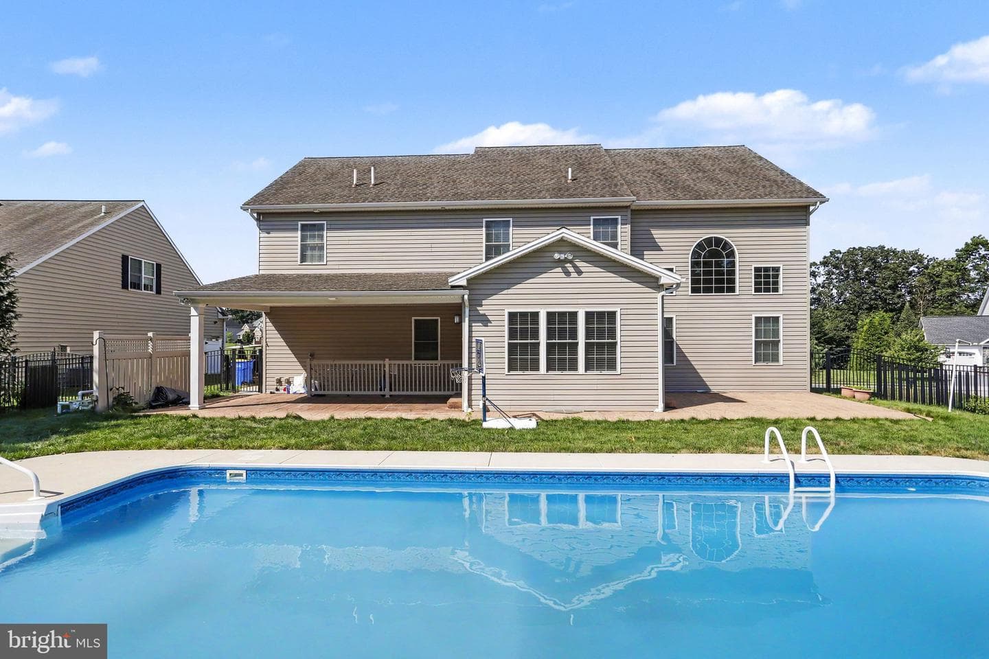 404 Sorbie Lane photo 34