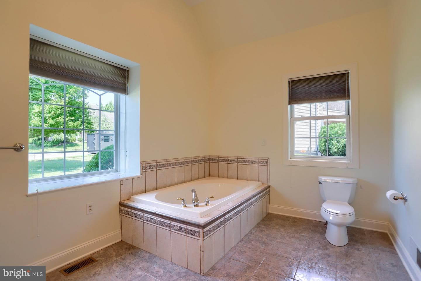 5127 Jennifer Circle photo 20