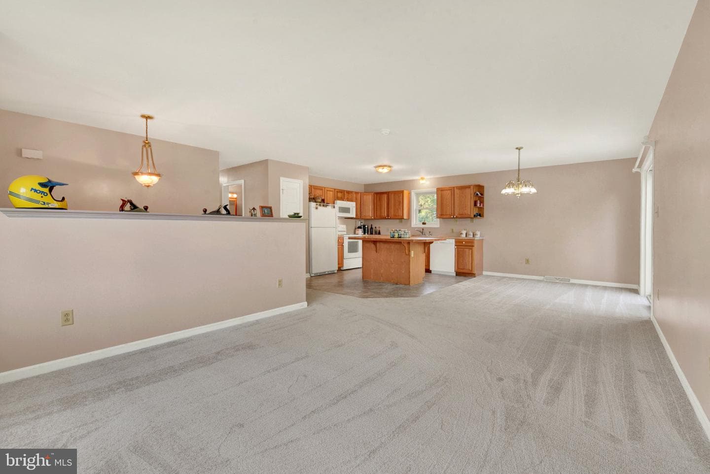 100 Fern Avenue photo 6