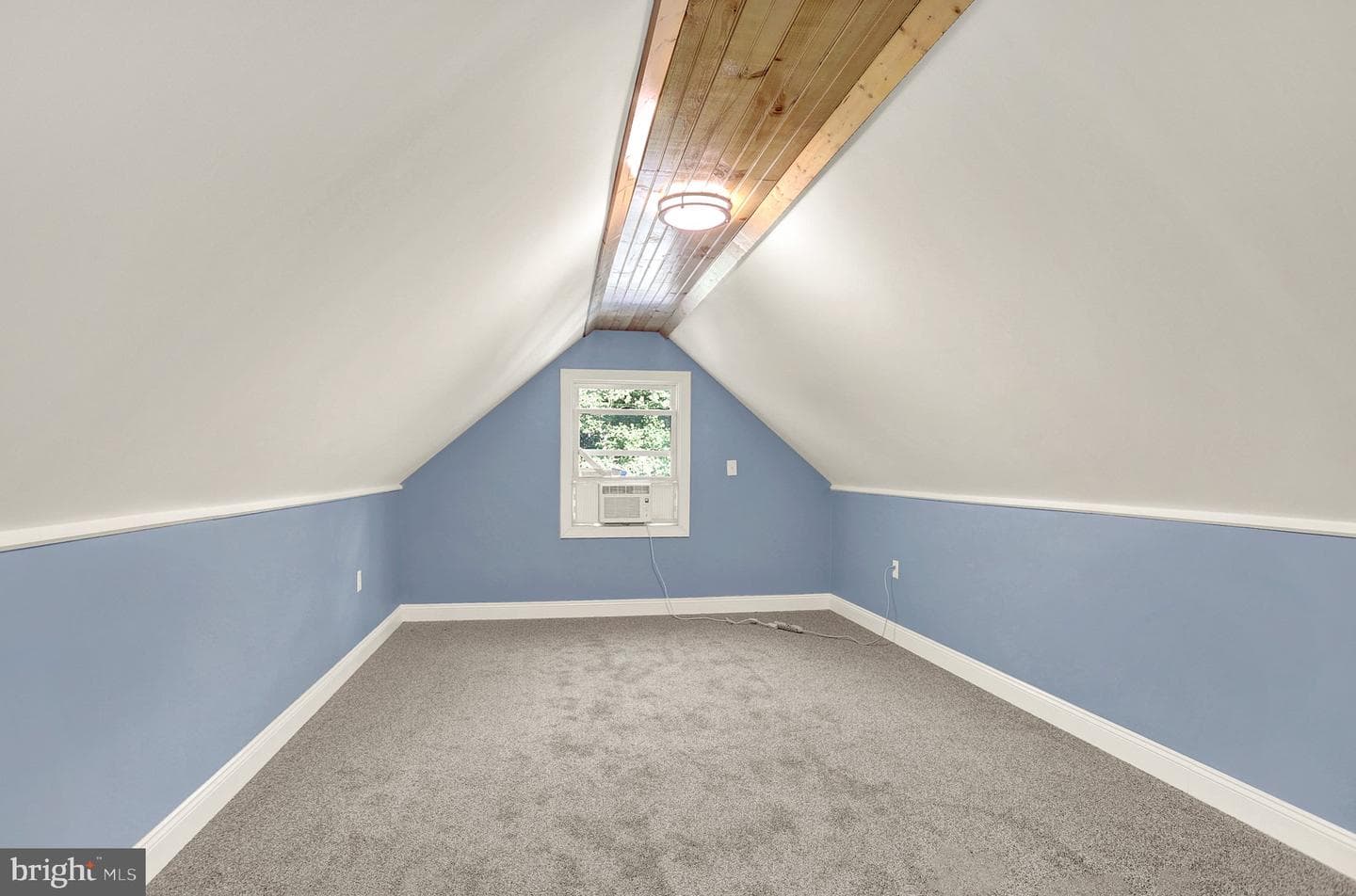 65 Sunnyside Drive photo 29