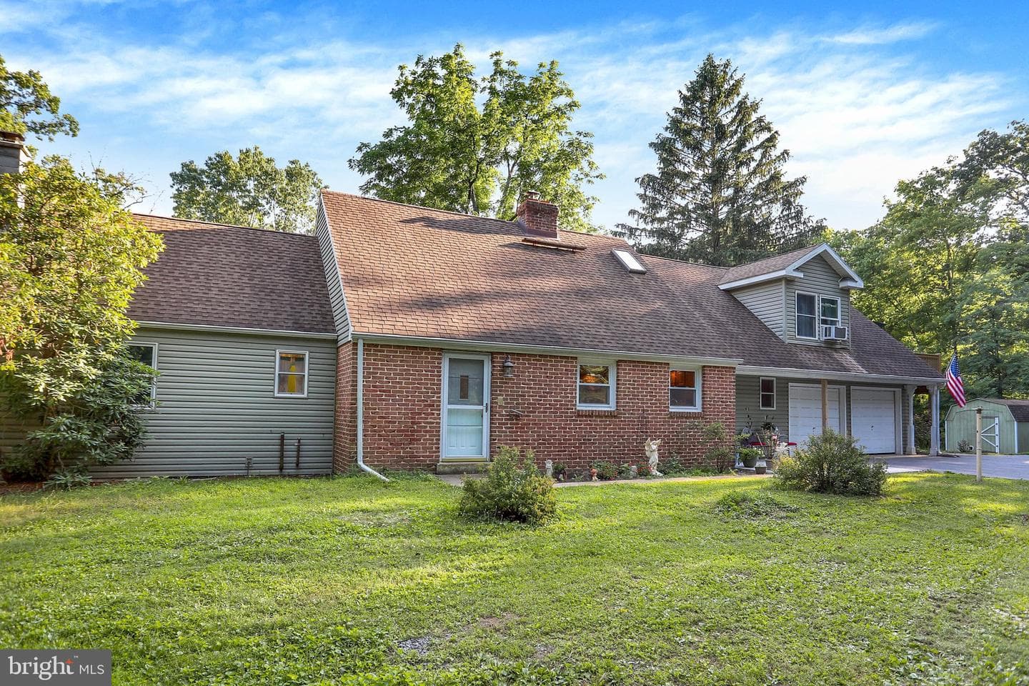 65 Sunnyside Drive photo 4