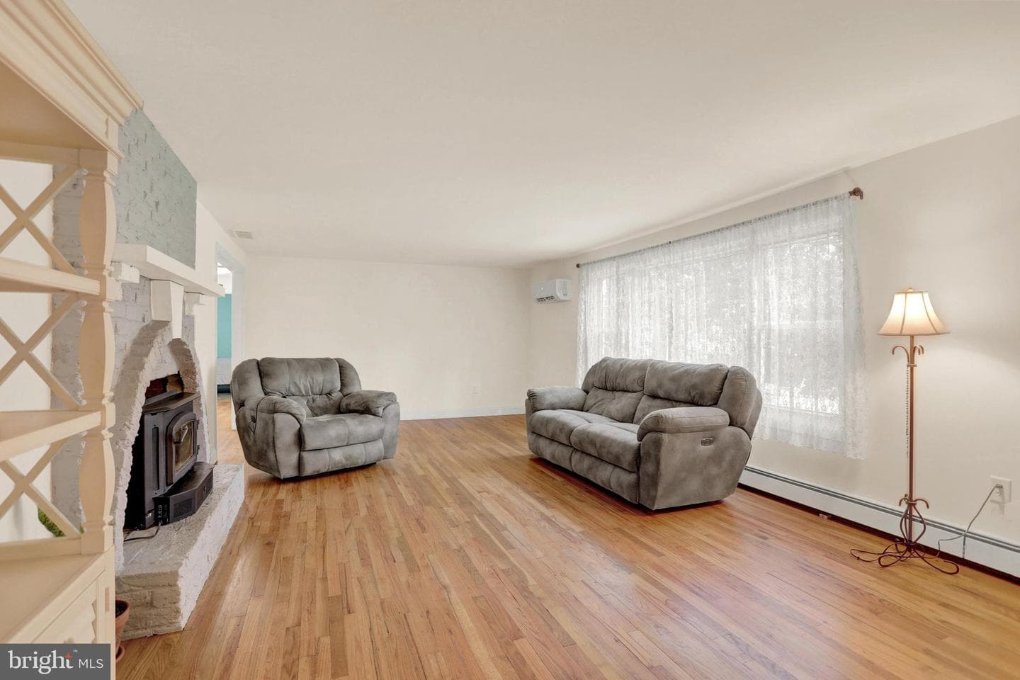 65 Sunnyside Drive photo 9