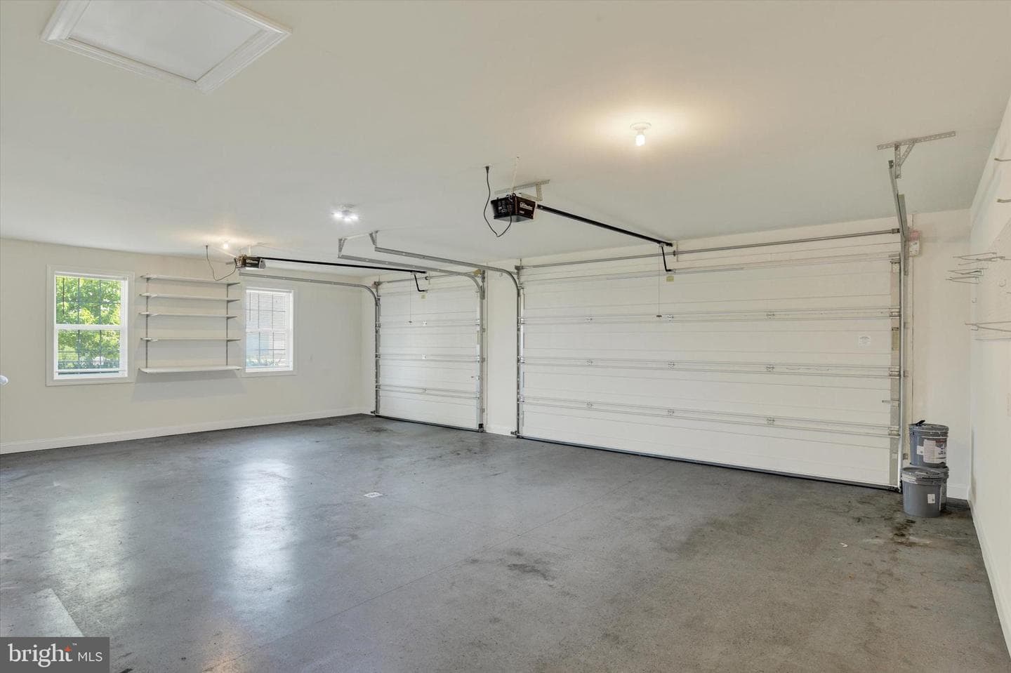 807 Genevieve Drive photo 24