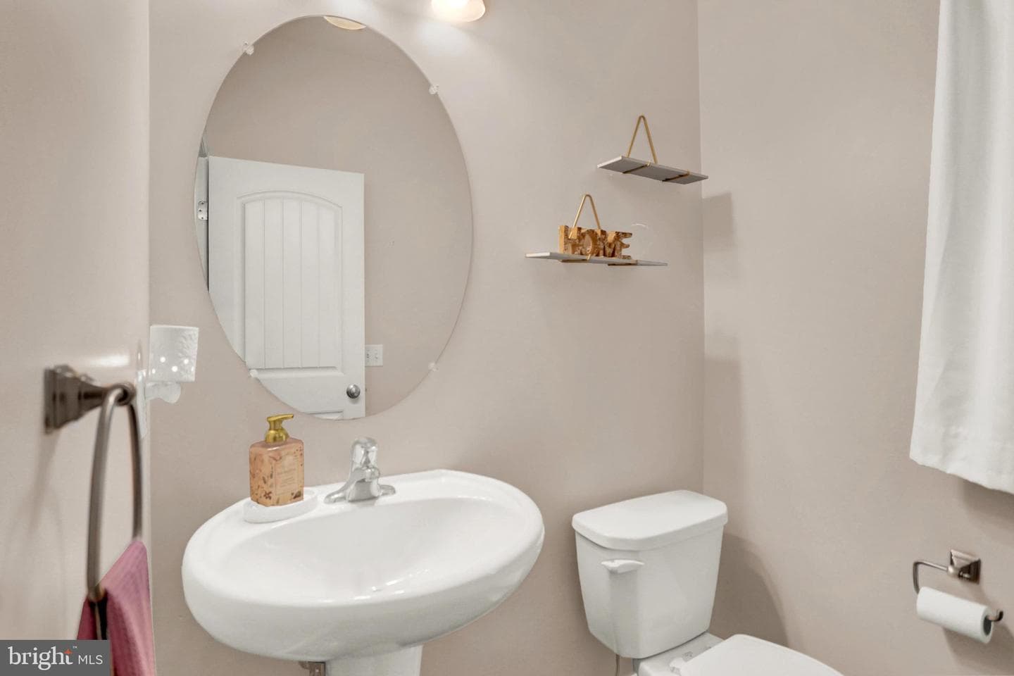 161 Walden Way photo 13