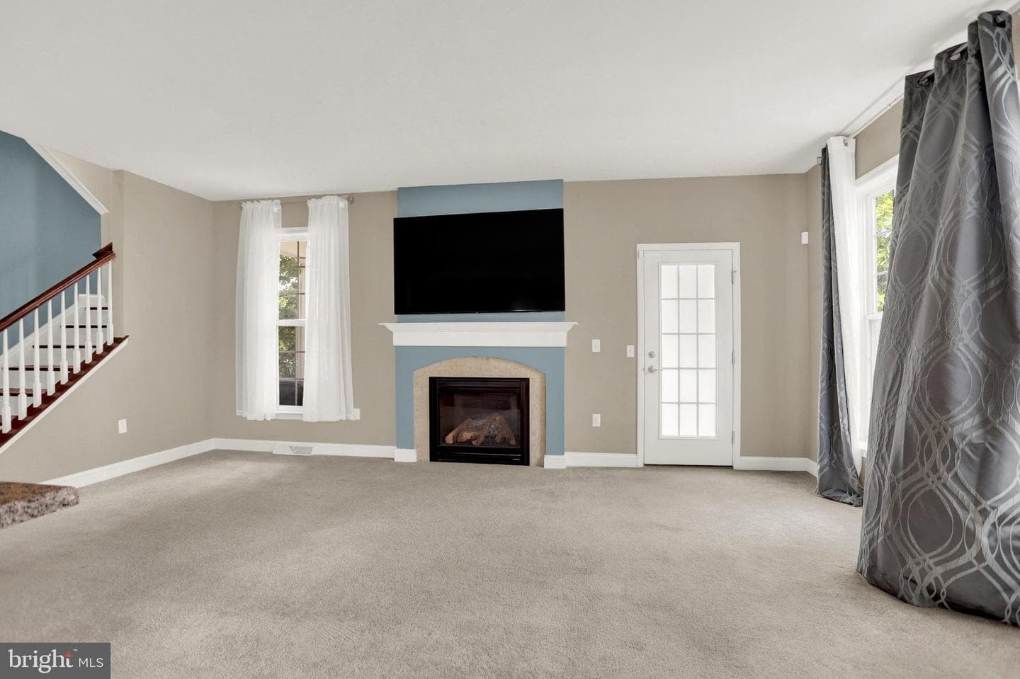 161 Walden Way photo 22