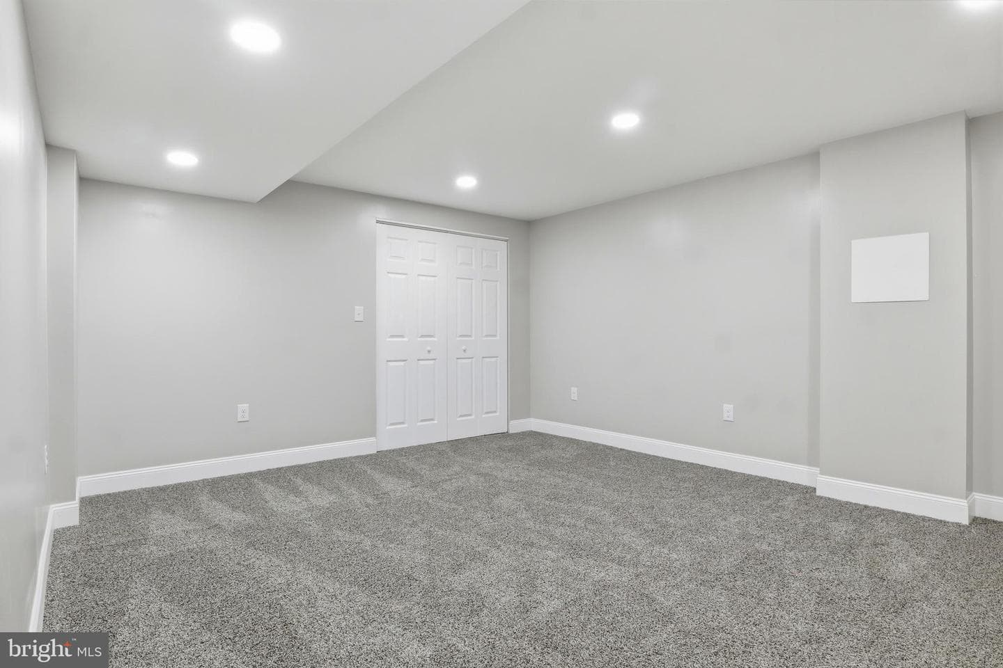 5013 Lenker Street photo 27