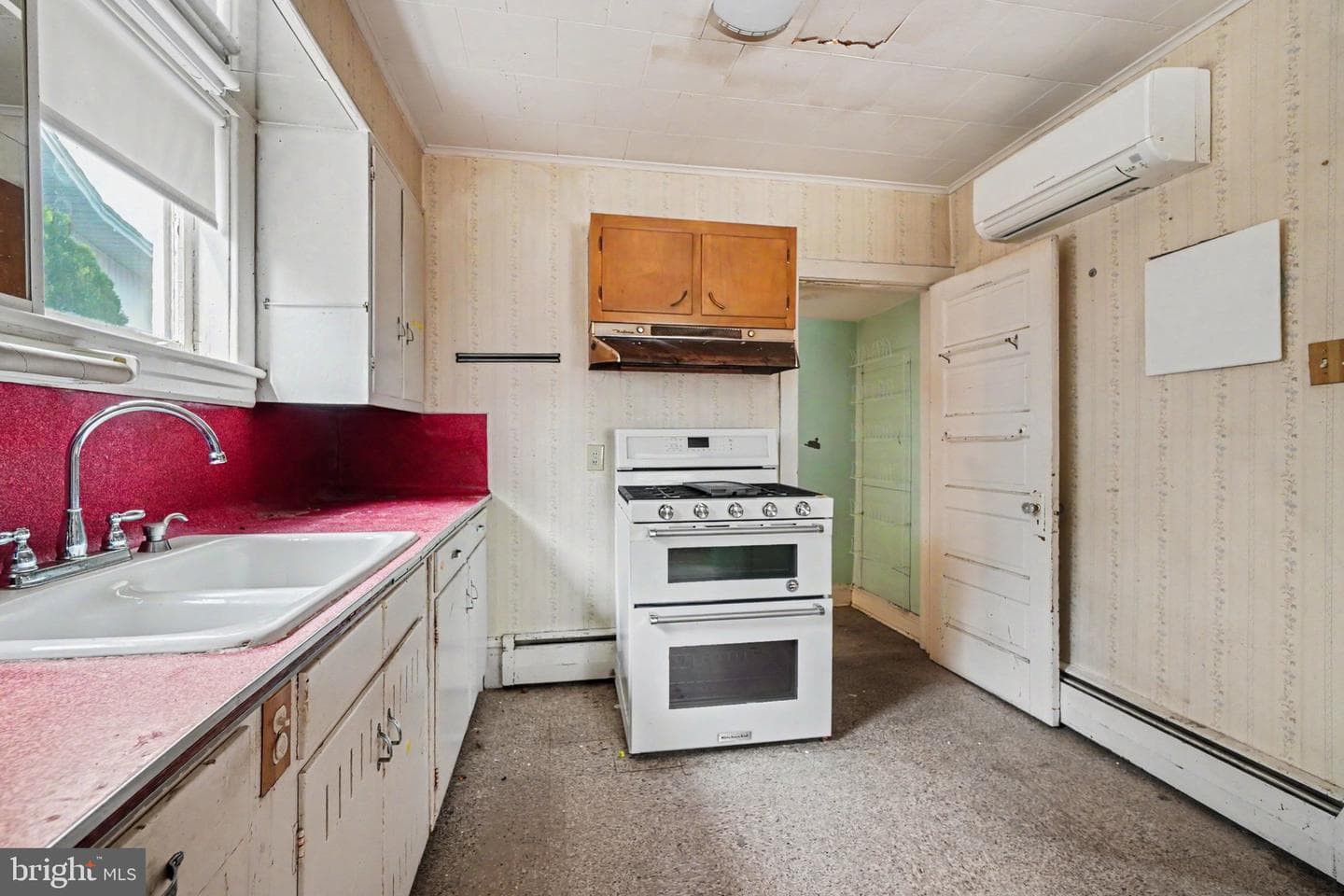 145 S 32nd Street photo 15
