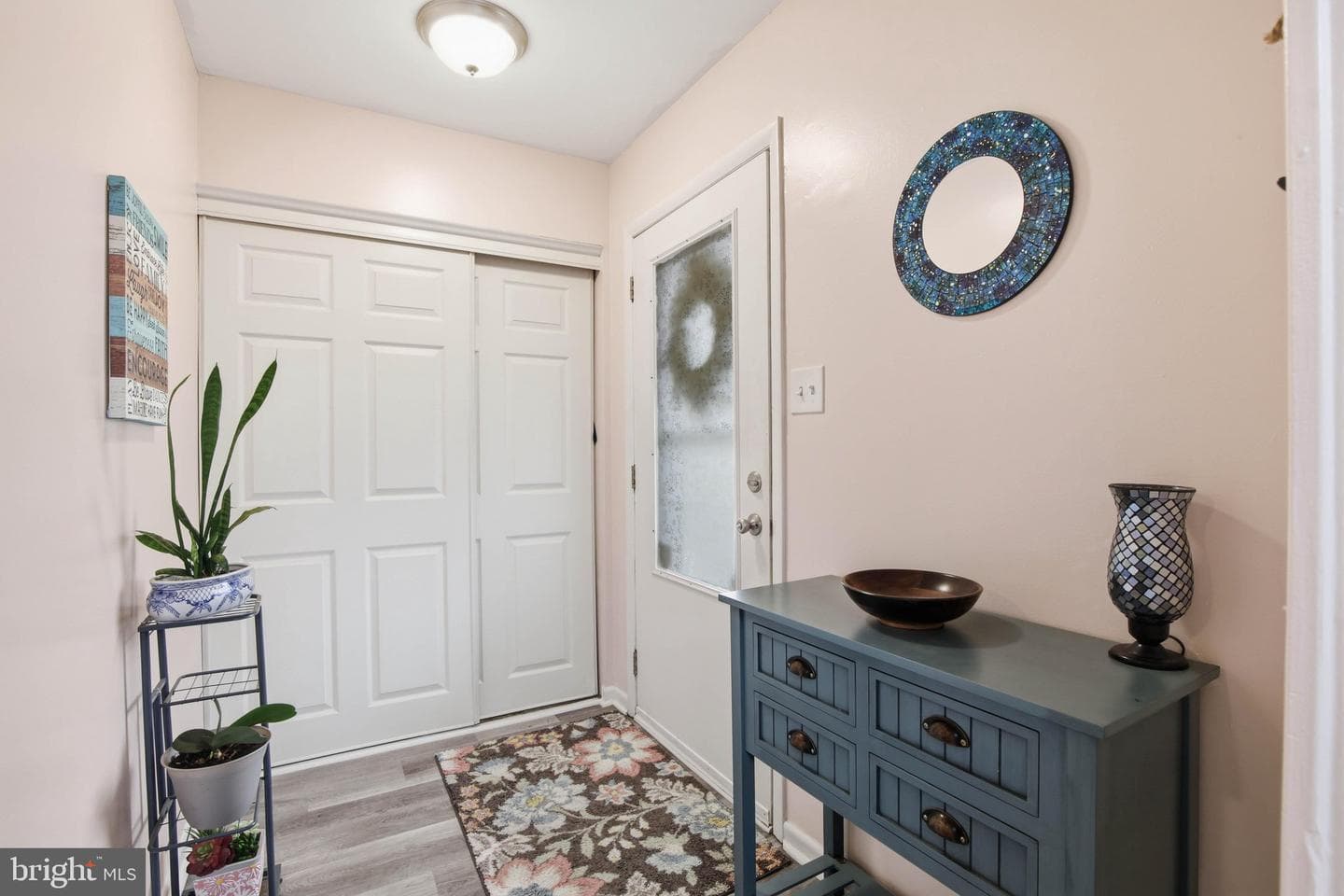 58 Drexel Place photo 3