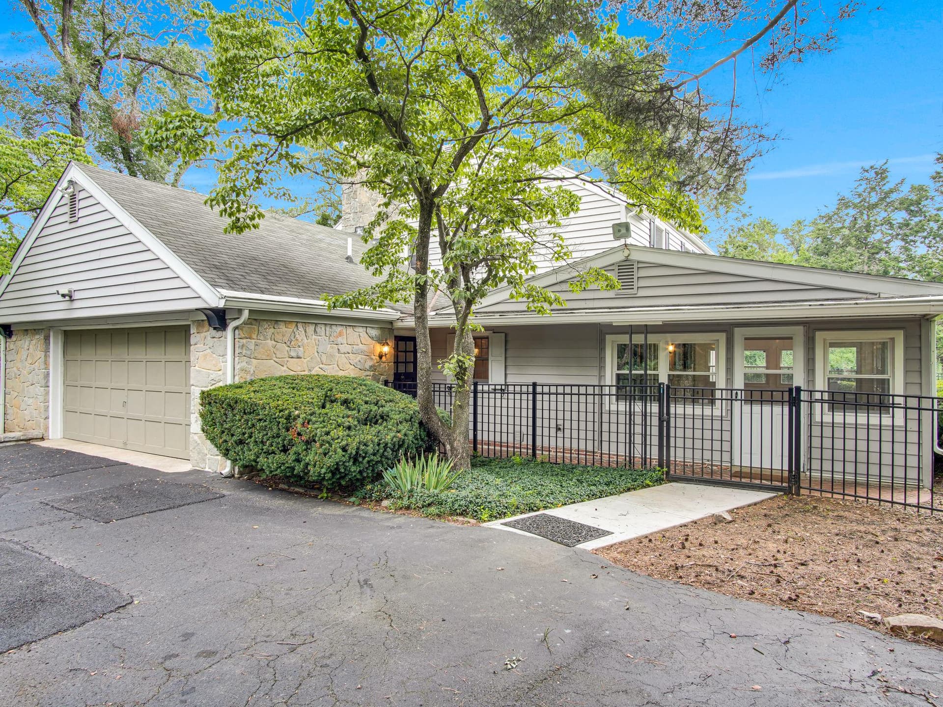 1009 Drayer Court photo 41