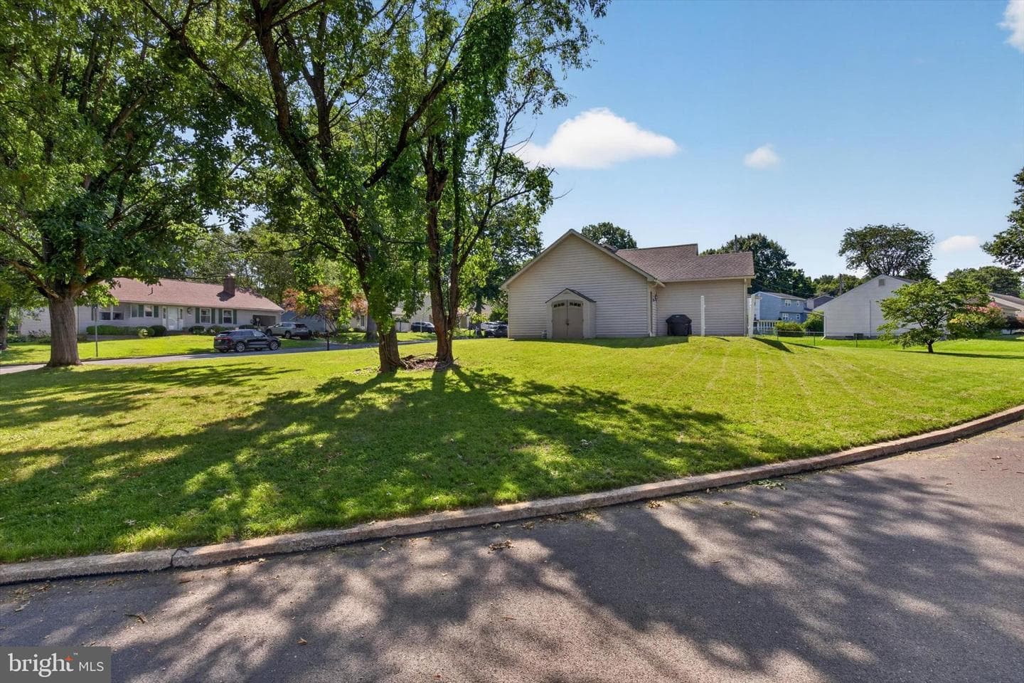 530 Fairway Drive photo 34