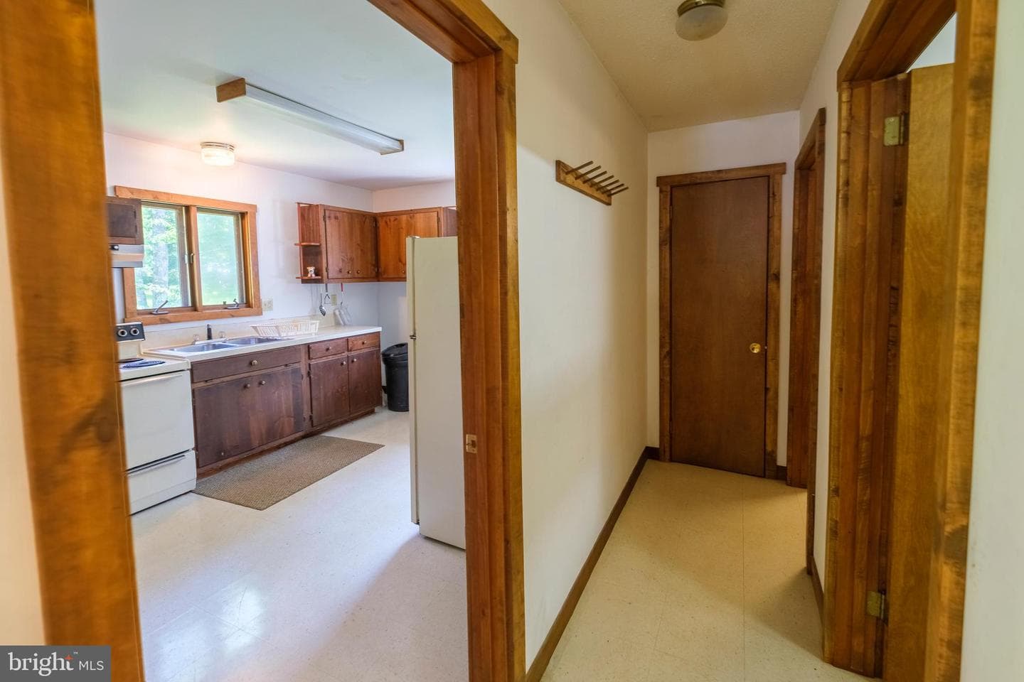 853 Fairview Road photo 103